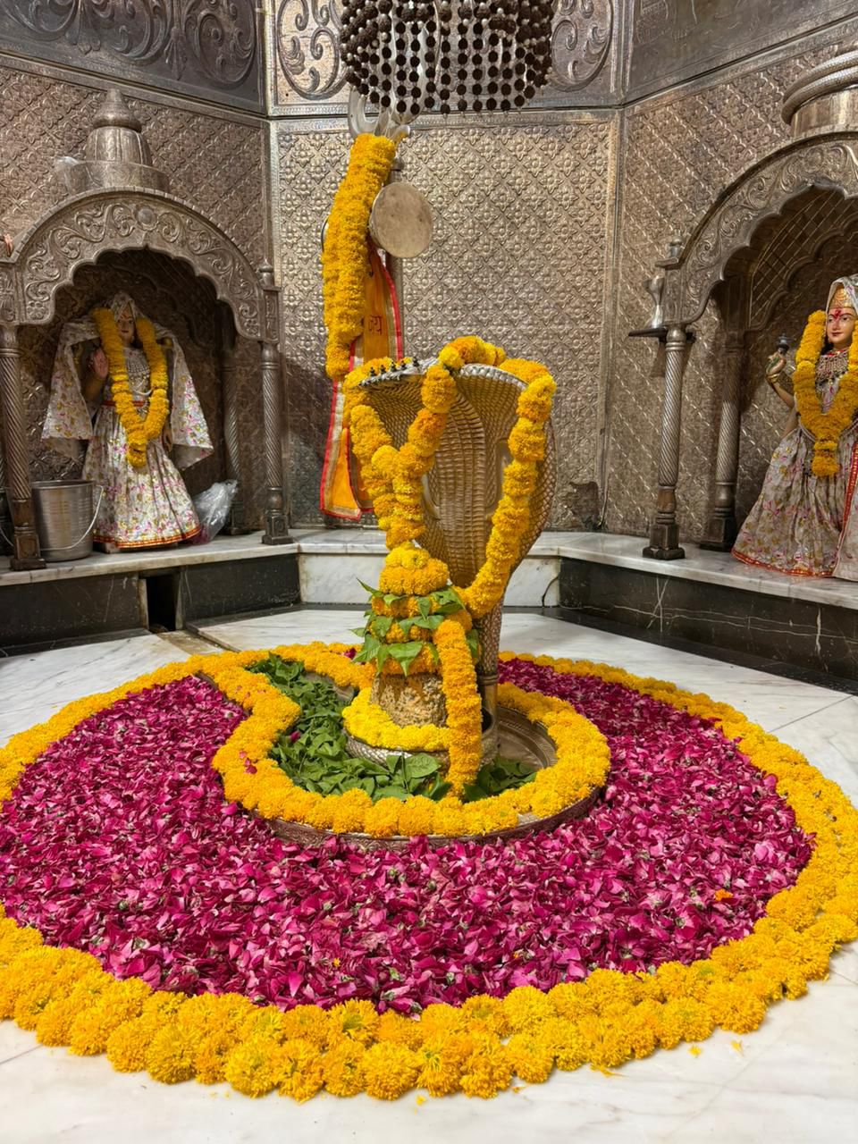 Temple photo gallery image