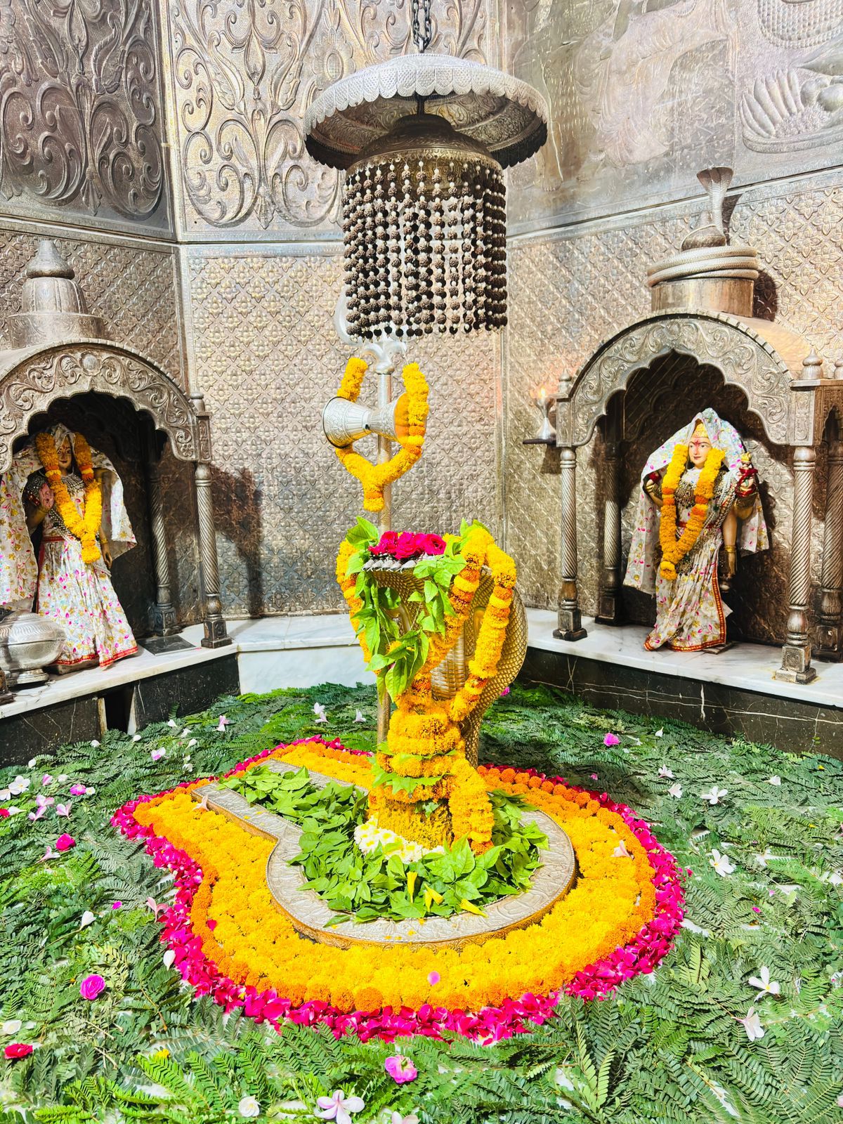 Temple photo gallery image