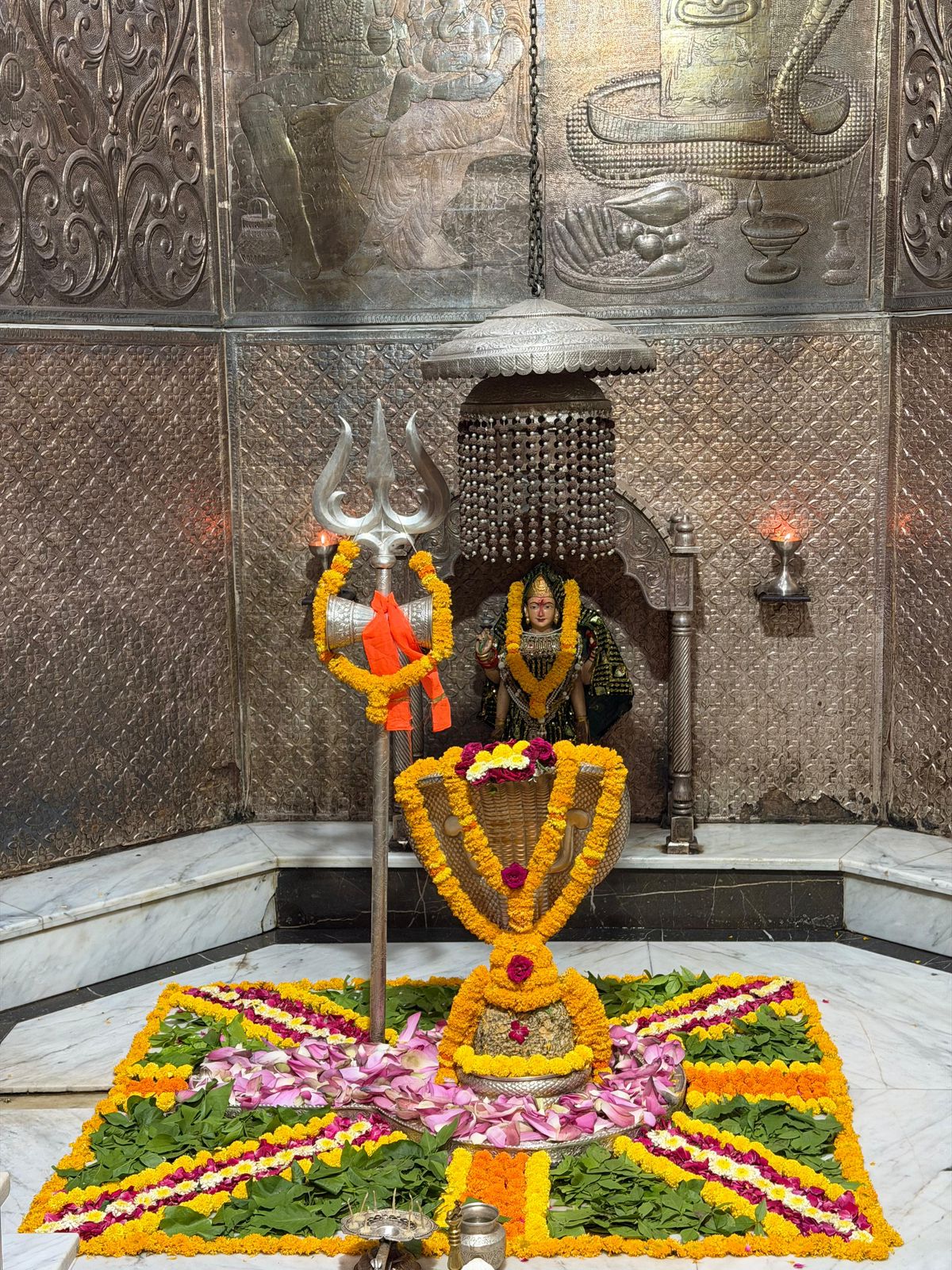 Temple photo gallery image