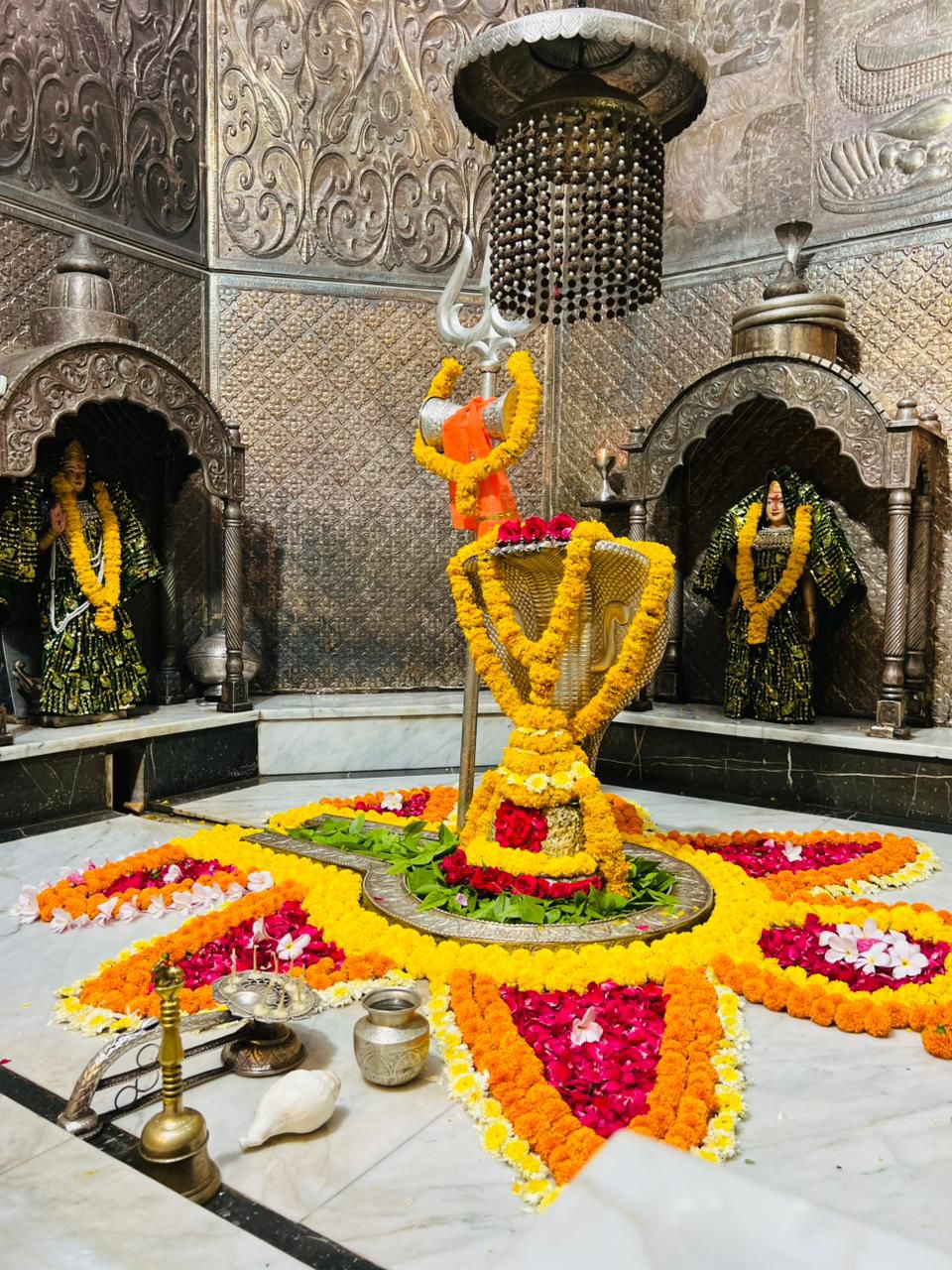 Temple photo gallery image